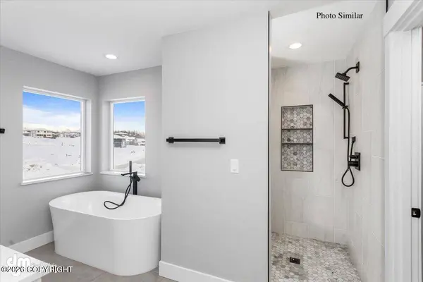 2467 S Sanctuary DR, Wasilla, AK 99645