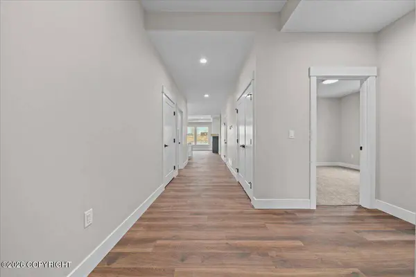 2194 S Skyward View CIR, Palmer, AK 99645