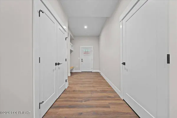 2194 S Skyward View CIR, Palmer, AK 99645