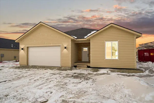 2194 S Skyward View CIR, Palmer, AK 99645