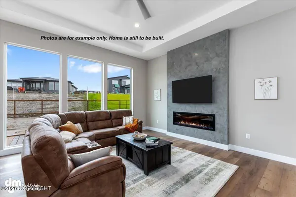 2490 S Sanctaury DR, Palmer, AK 99645