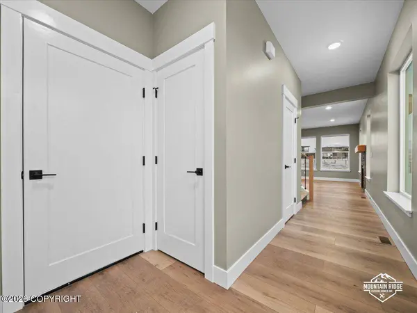 2470 S Sanctuary DR, Palmer, AK 99645