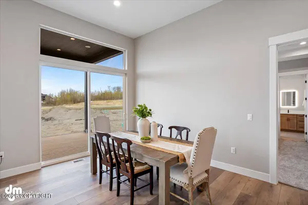 1966 W Cashatt AVE, Wasilla, AK 99654