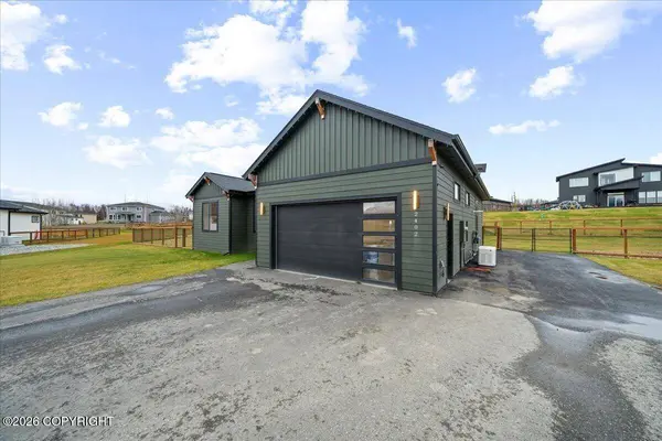 2402 S S Sunrise View CIR, Wasilla, AK 99645