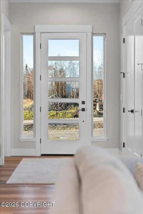 2529 S Sanctuary DR, Wasilla, AK 99654