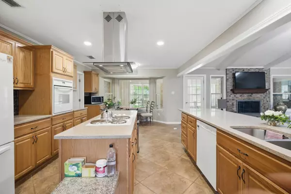 110th Street, Lubbock, TX 79423