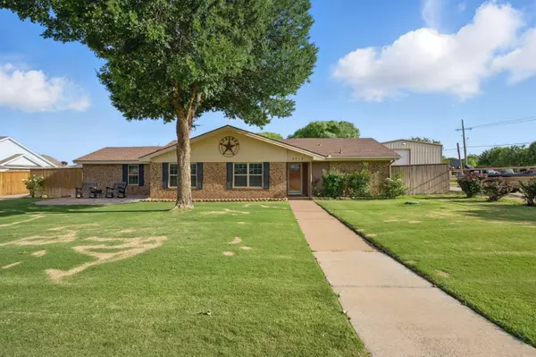 110th Street, Lubbock, TX 79423