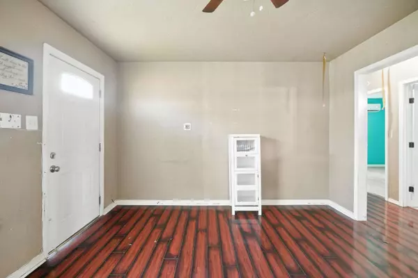 39th Street, Lubbock, TX 79412