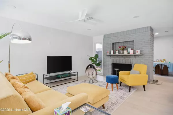 76th Street, Lubbock, TX 79424