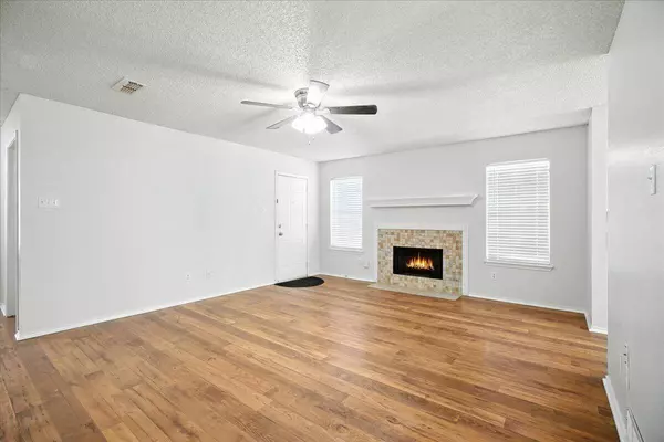 6th Street, Lubbock, TX 79416