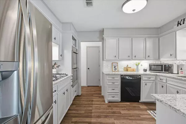 100th Street, Lubbock, TX 79423