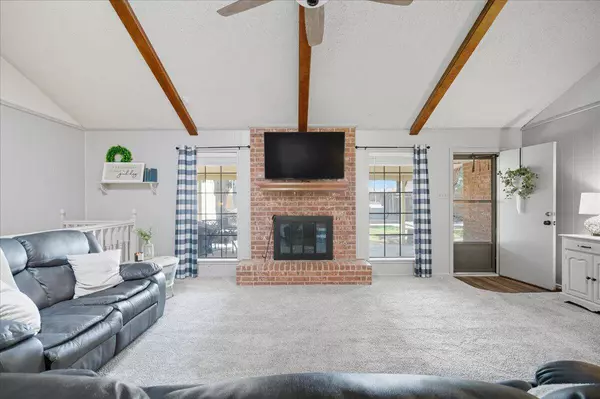 100th Street, Lubbock, TX 79423