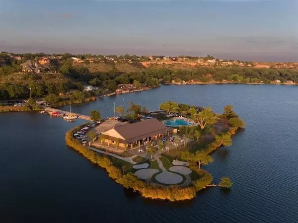 12 Carter Ranch Trail, Ransom Canyon, TX 79366