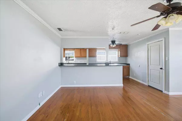 31st Street, Lubbock, TX 79410