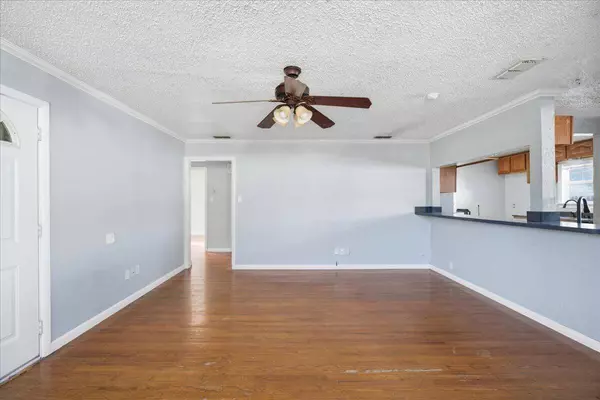 31st Street, Lubbock, TX 79410