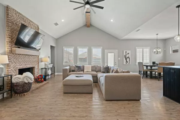 Primrose Avenue, Lubbock, TX 79424