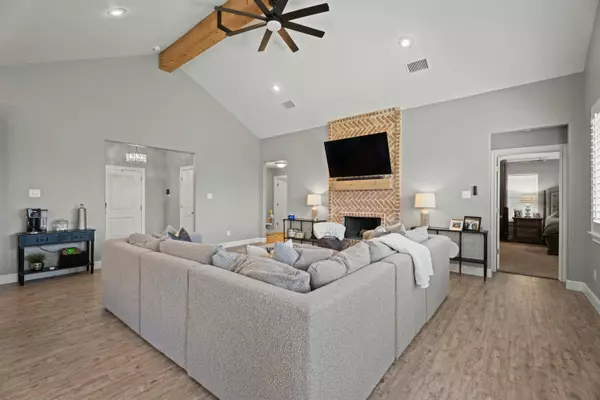 Primrose Avenue, Lubbock, TX 79424