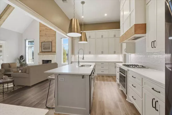 306 N 11th Street, Wolfforth, TX 79382