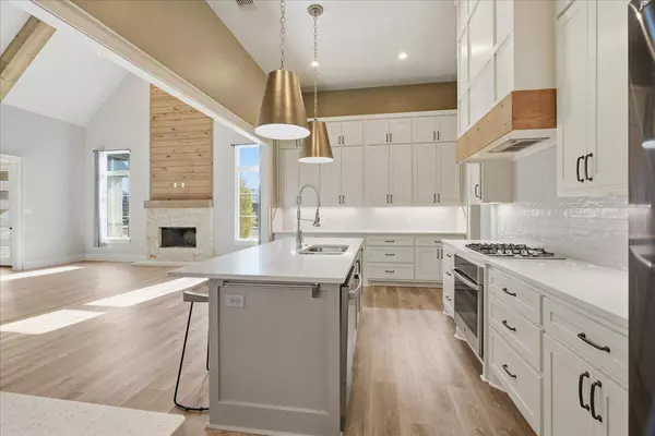 306 N 11th Street, Wolfforth, TX 79382