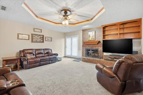 5905 72nd Street, Lubbock, TX 79424