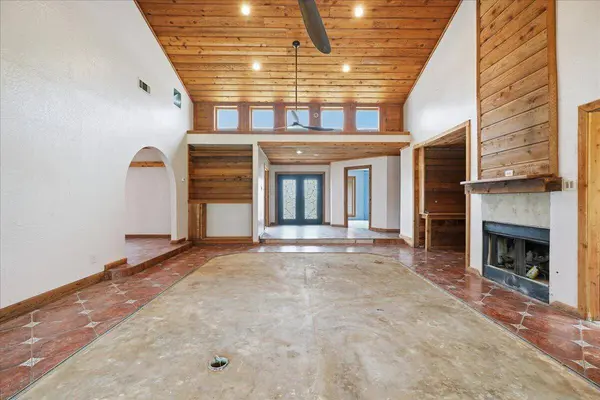 5202 County Road 1300, Lubbock, TX 79407