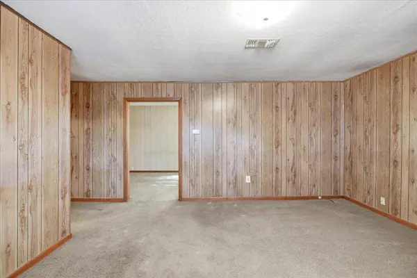 705 11th Street, Shallowater, TX 79363