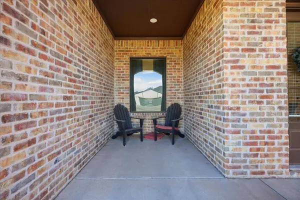 805 N 5th Street, Wolfforth, TX 79382