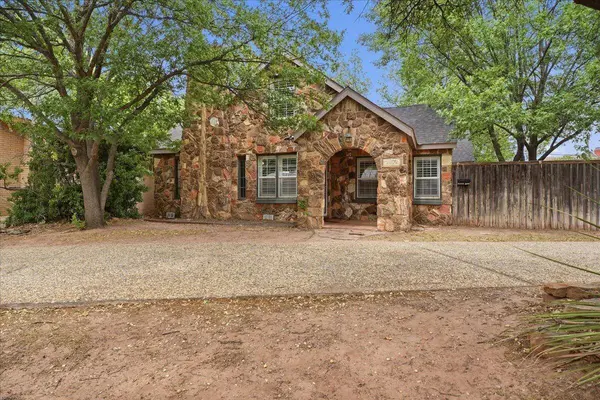 2702 20th Street, Lubbock, TX 79410