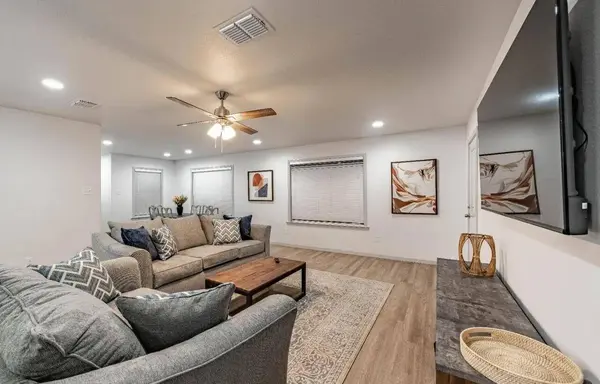 1206 N Evanston Avenue, Lubbock, TX 79416