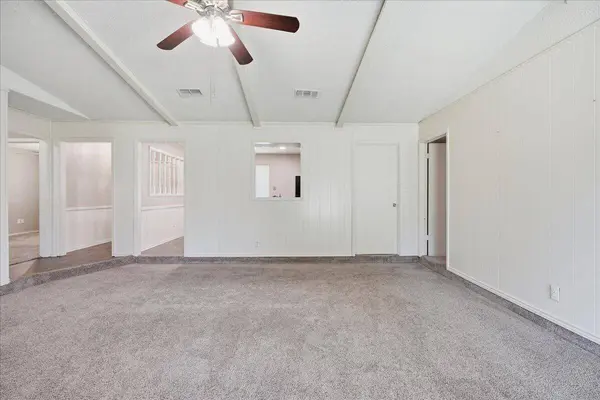 5702 2nd Street, Lubbock, TX 79416