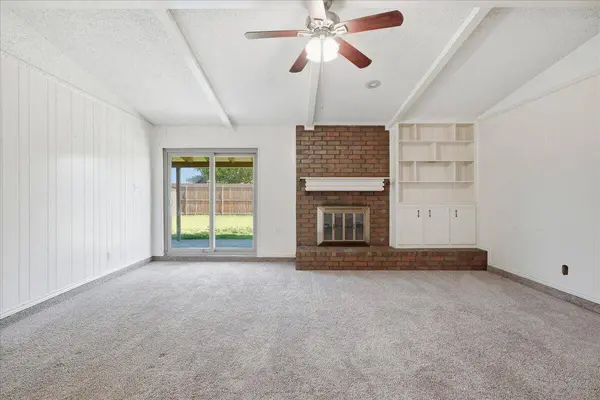 5702 2nd Street, Lubbock, TX 79416