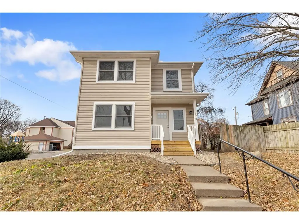 1313 N Irving Ave, Minneapolis, MN 55411-3146