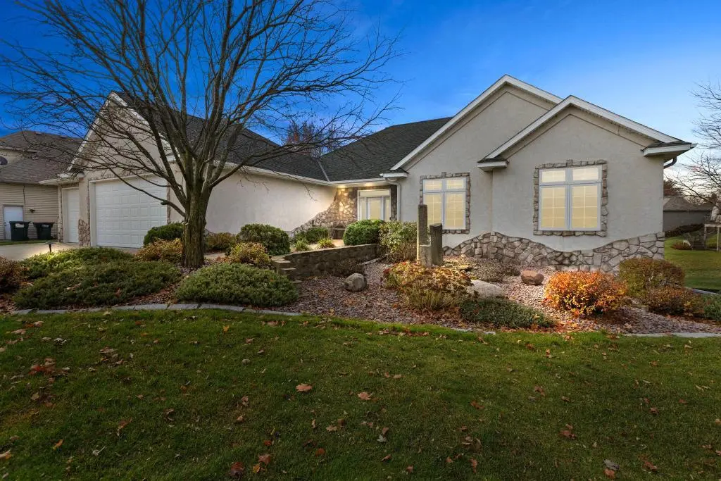 10590 Alamo St NE, Blaine, MN 55449-5671