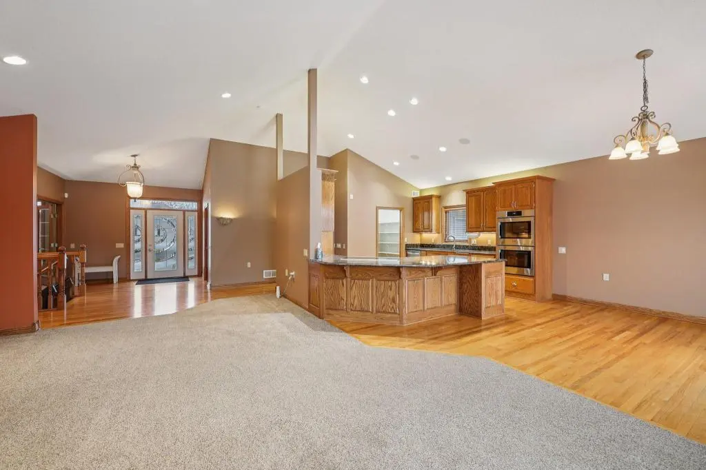 10590 Alamo St NE, Blaine, MN 55449-5671