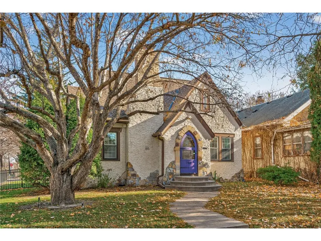 780 Delaware Ave, St Paul, MN 55107-3551