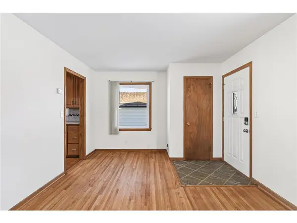 8624 Columbus Ave S, Bloomington, MN 55420-3014