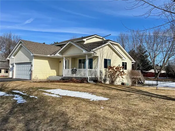 17229 Van Buren St NE, Ham Lake, MN 55304-4170