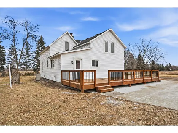 3909 32nd St SE, St Cloud, MN 56304-9719