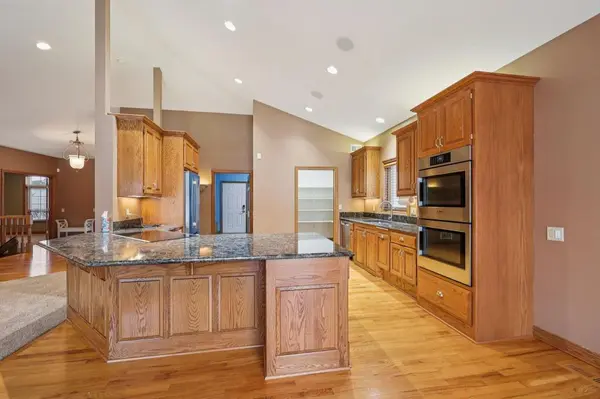 10590 Alamo St NE, Blaine, MN 55449-5671