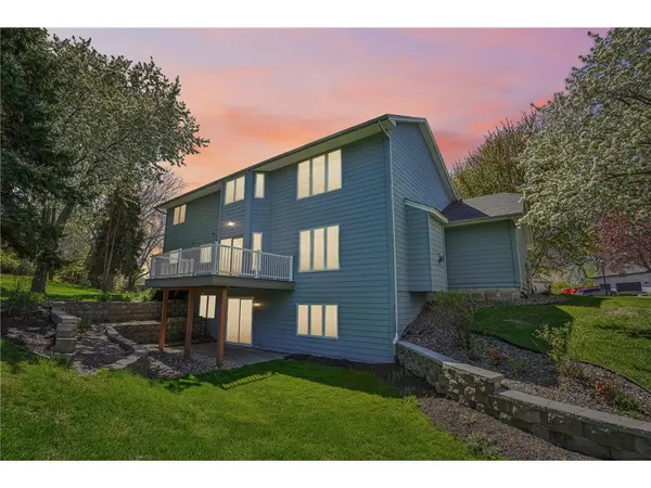 6262 Fernbrook Ln N, Maple Grove, MN 55311-4234