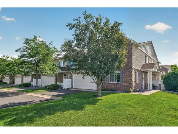 17107 Monroe Ct NW, Elk River, MN 55330-4304