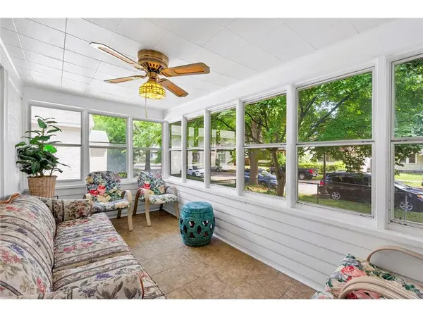 799 Fuller Ave, St Paul, MN 55104-4834