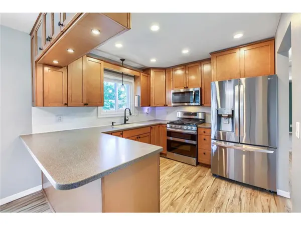 6208 114th Ave N, Champlin, MN 55316-2957