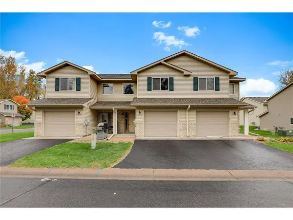 6372 13th St N, Oakdale, MN 55128-5954