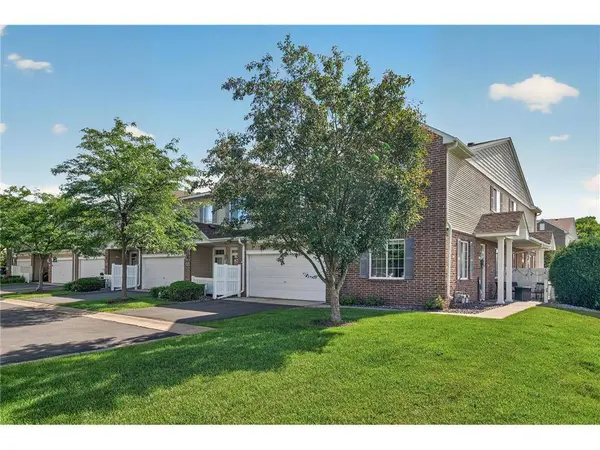 17107 Monroe Ct NW, Elk River, MN 55330-4304