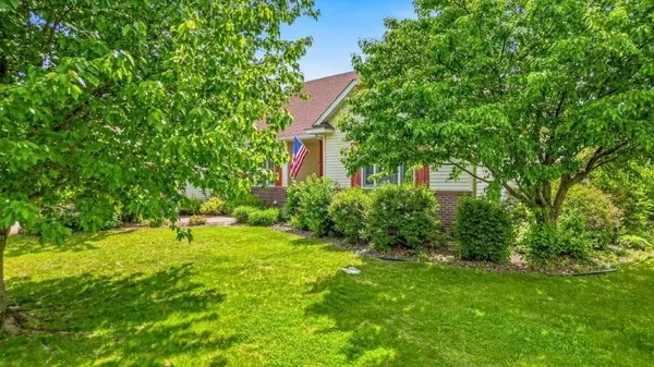 29673 Shoreview Cir, Lindstrom, MN 55045-7029