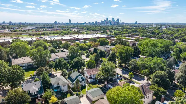 2005 19th AVE NE, Minneapolis, MN 55418