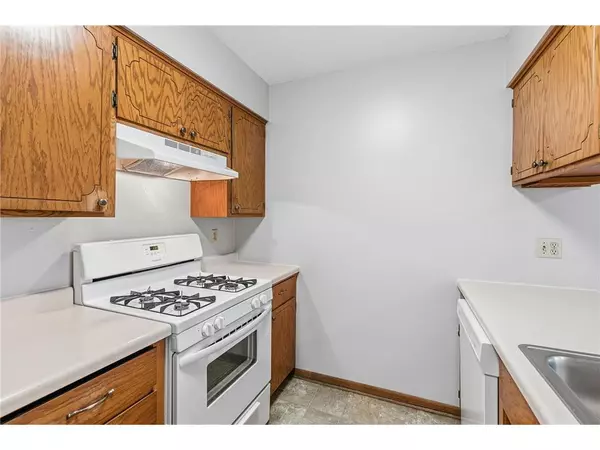 Oakdale, MN 55128-5932,1347 Hadley Ave N