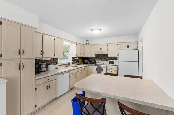 440 Queenan AVE S, Lakeland, MN 55043
