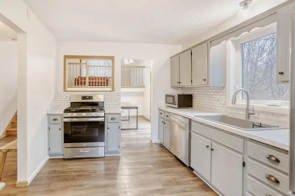 10895 Osage ST NW, Minneapolis, MN 55433